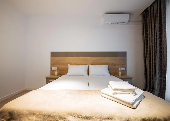 Premier Luxury On Mamaja