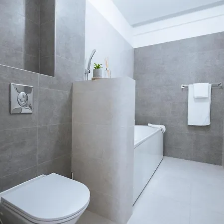 Premier Luxury On * Mamaia