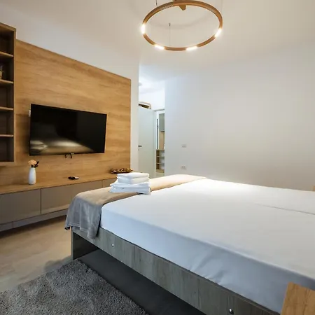 Premier Luxury On Mamaia