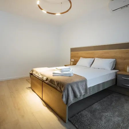 Appartement Premier Luxury On *